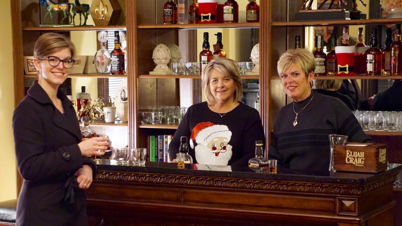Louisville Bourbon Inn Экстерьер фото